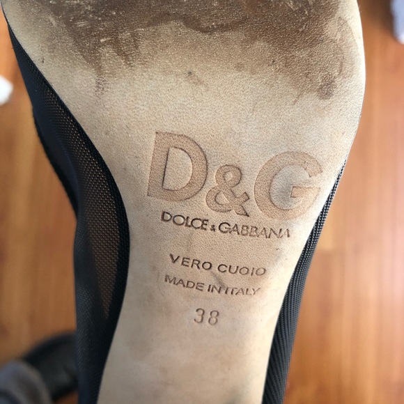 Dolce & Gabbana black pumps